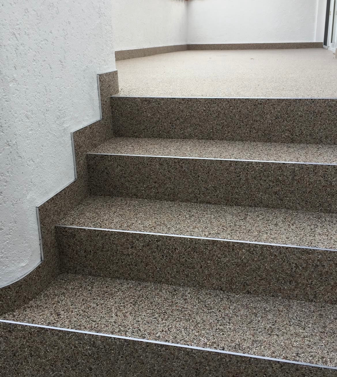 Steinteppich Komplettset 10qm Außen für Balkon, Terrasse, Treppe (Groß)